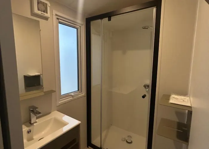 Les Maraises Camping 3*