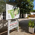 Les Maraises Kamp alanı Saint-Martin-de-Ré