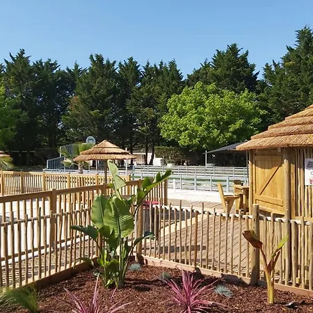 Campsite Les Maraises