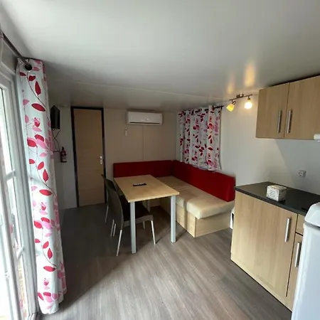 Les Maraises 3* Сен-Мартен-де-Ре