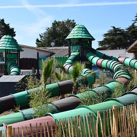 Les Maraises Campsite 3*