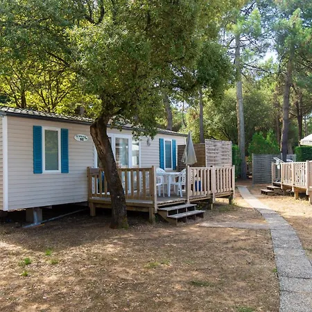 Campsite Les Maraises