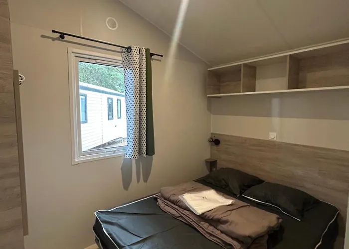 Camping Les Maraises