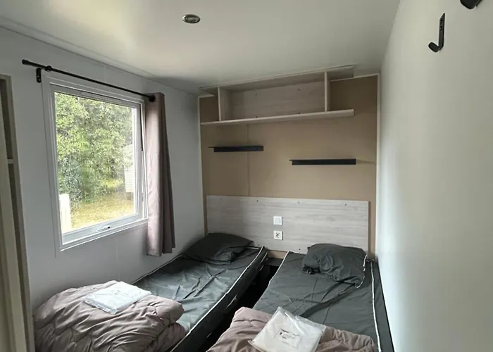 Camping Les Maraises